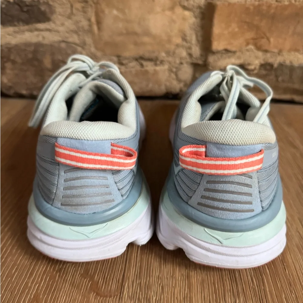 Hoka Bondi 7 women’s sneaker size 9.5 price firm!
